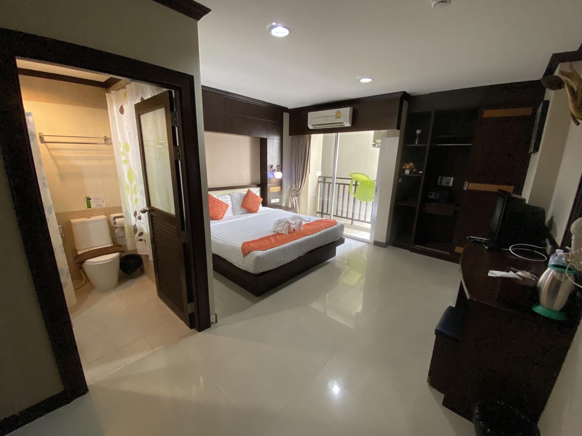 Lemongrass Hotel Patong Luaran gambar